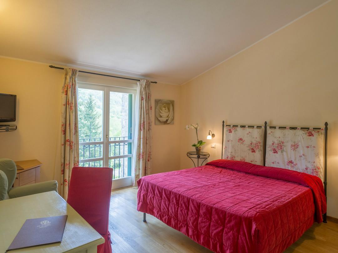 Ca Del Moro Resort & Spa Понтремоли Екстериор снимка