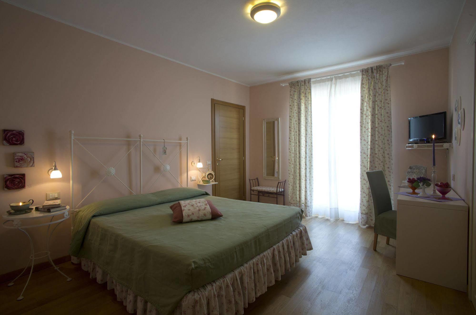 Ca Del Moro Resort & Spa Понтремоли Екстериор снимка