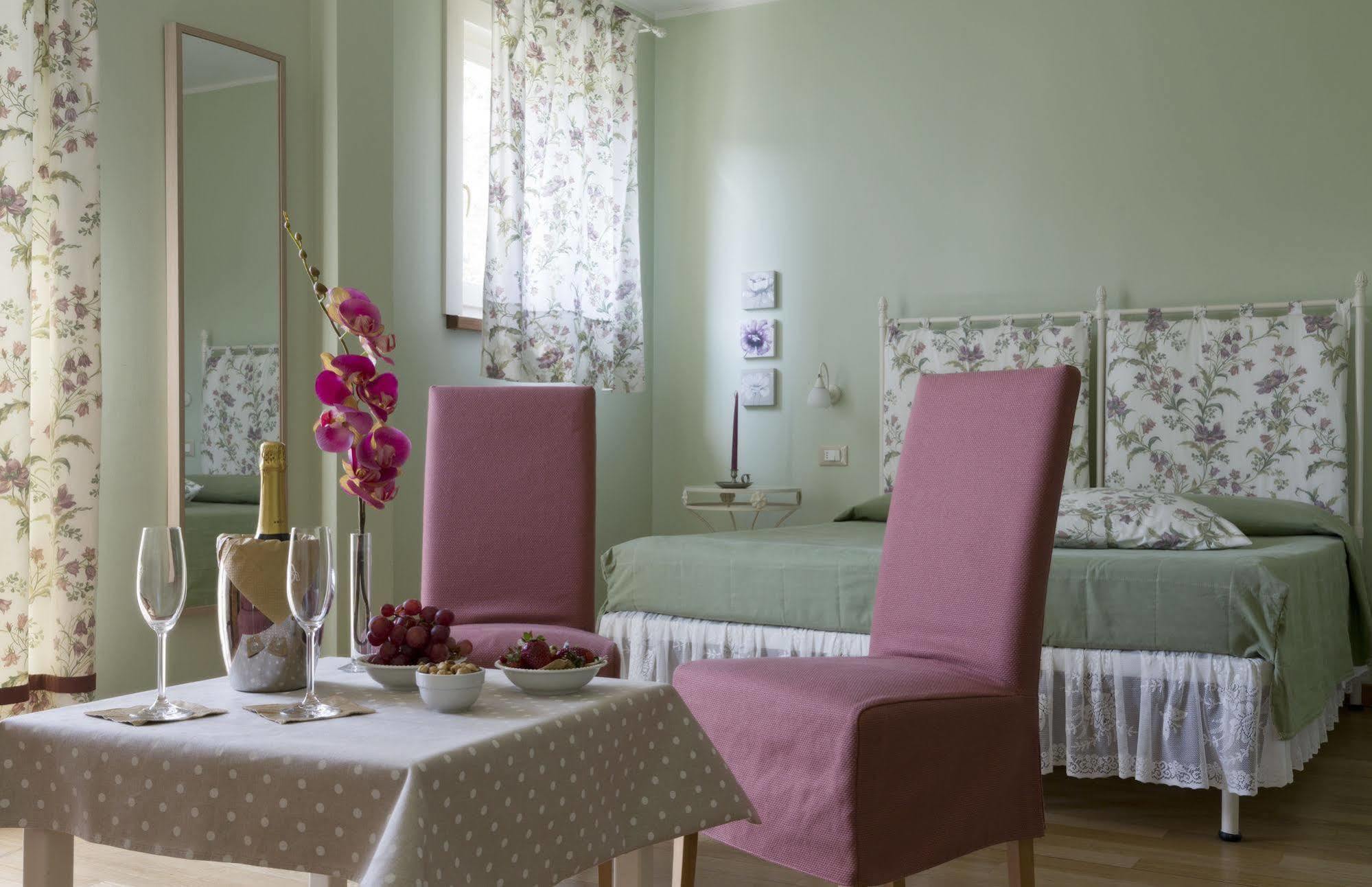 Ca Del Moro Resort & Spa Понтремоли Екстериор снимка